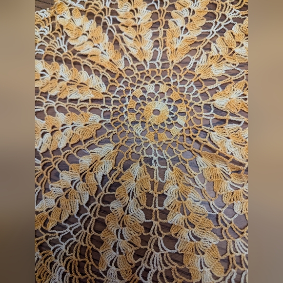 COPY - Vintage Round  Doilies x 3. Different patterns. Handmade crocheted. EUC. - Picture 5 of 7